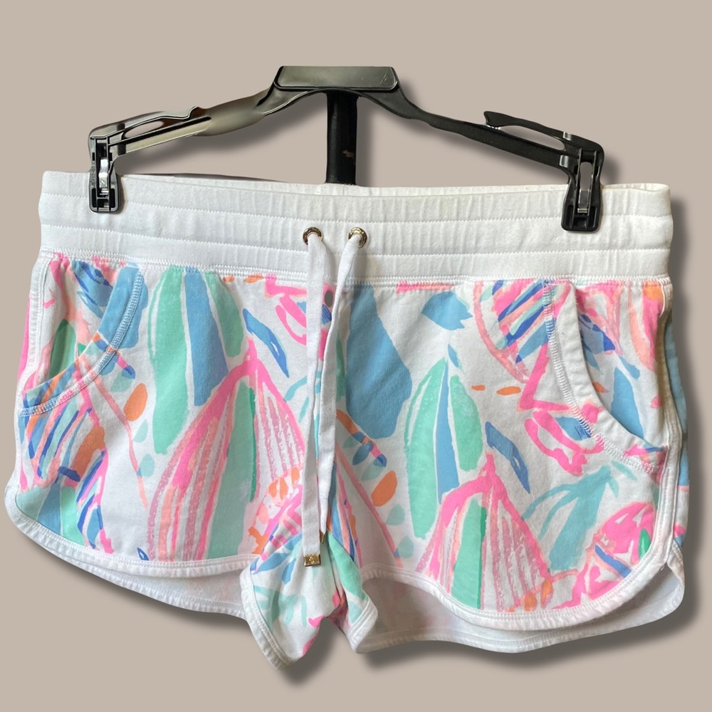Lilly Pulitzer Soft Lounge Shorts. Size- small.